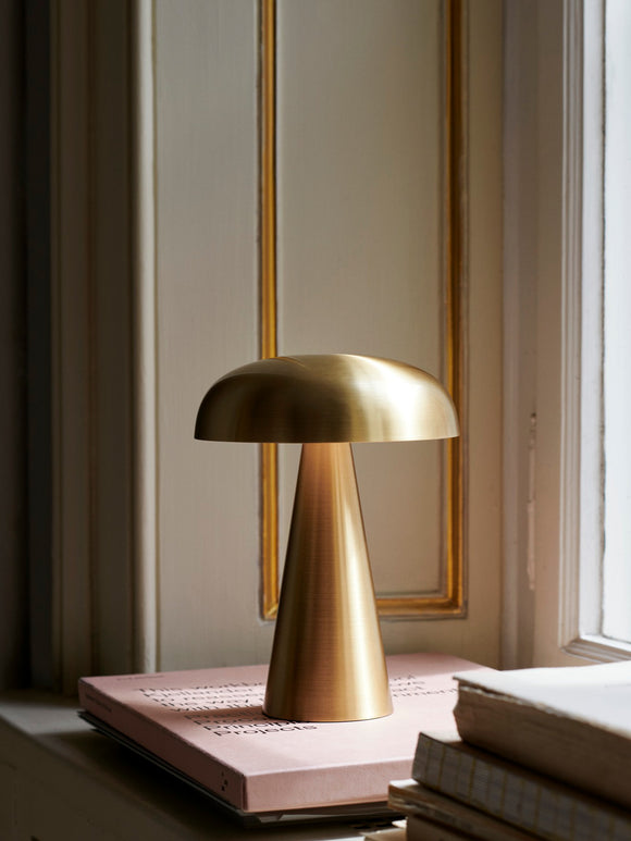 Como SC53 Lamp, Brass