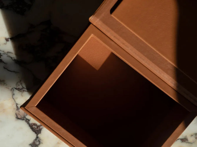 The Medium Box, Cognac