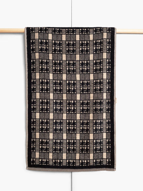 Alma Hand Towel