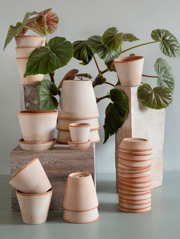 Julie Plant Pot, Rosa Terracotta