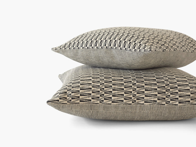 Maze Pillow, Lumbar