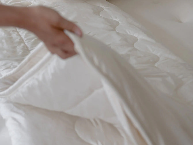 Lightweight Comforter