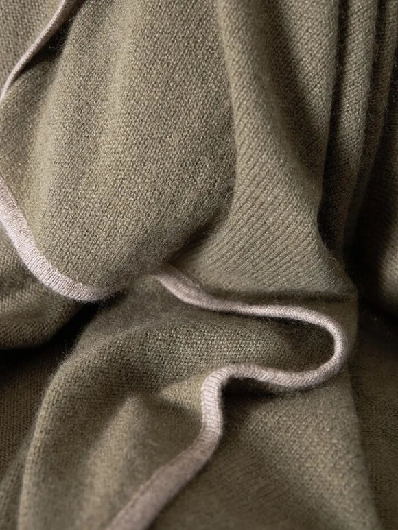 Daya Travel Throw