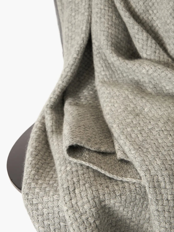 Maple Throw, Soft Grey