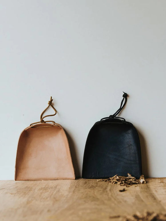 Leather Dustpan, Black