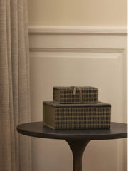 The Jewelbox: Kelly Rutherford, Olive