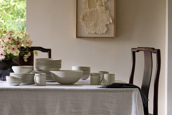 Philo Linen Tablecloth, Natural