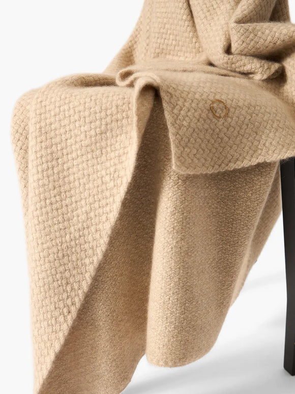 Maple Throw, Beige